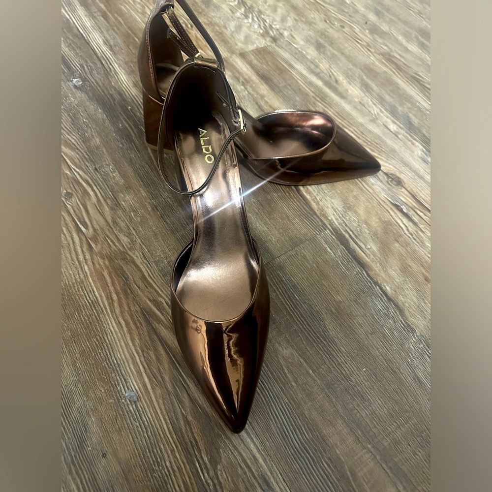 Beautiful Bronze Brown  ALDO PUMPS